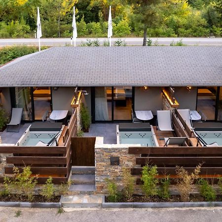 Sylvia Camping & Luxury Suites, Panel Hospitality Homes & Villas Litochoro Exterior photo